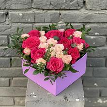 Цветочная композиция из Розы в коробке в Рылеево