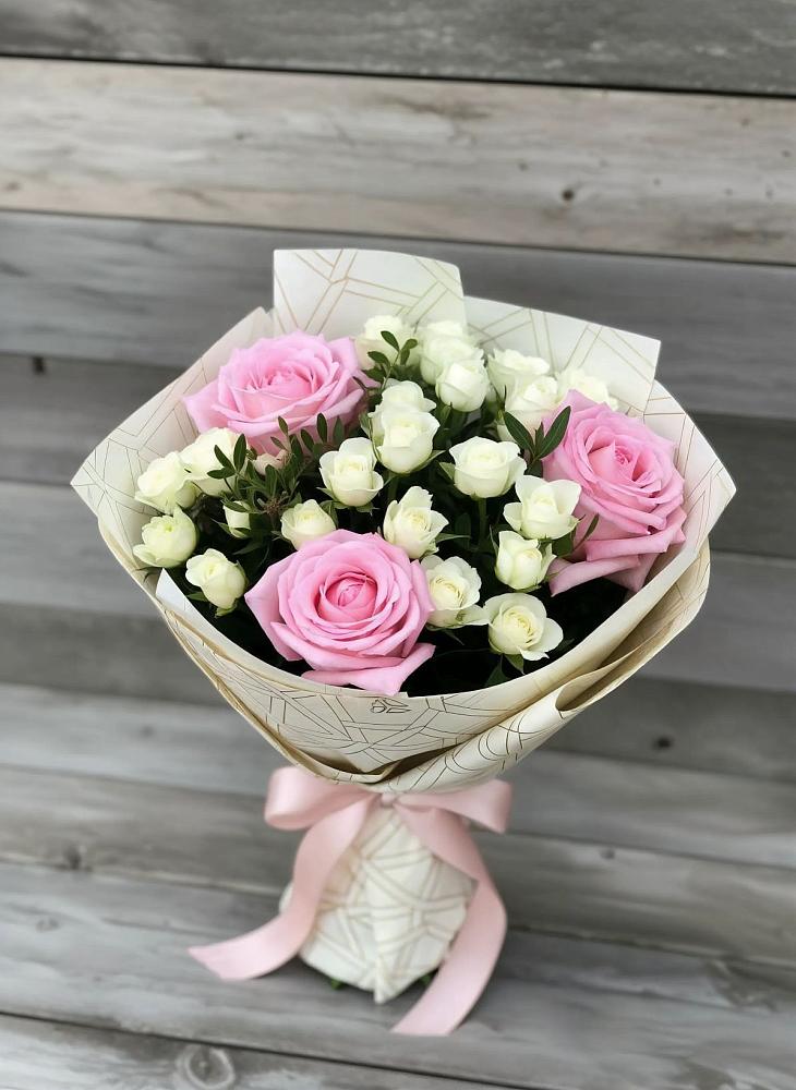 Букет цветов из: Розы в Рылеево