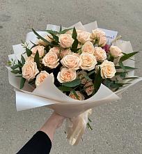 Букет Кремовые розы Латте в Рылеево