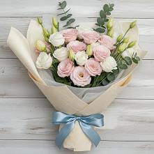 Букет цветов из:  Лизиантусы в Рылеево