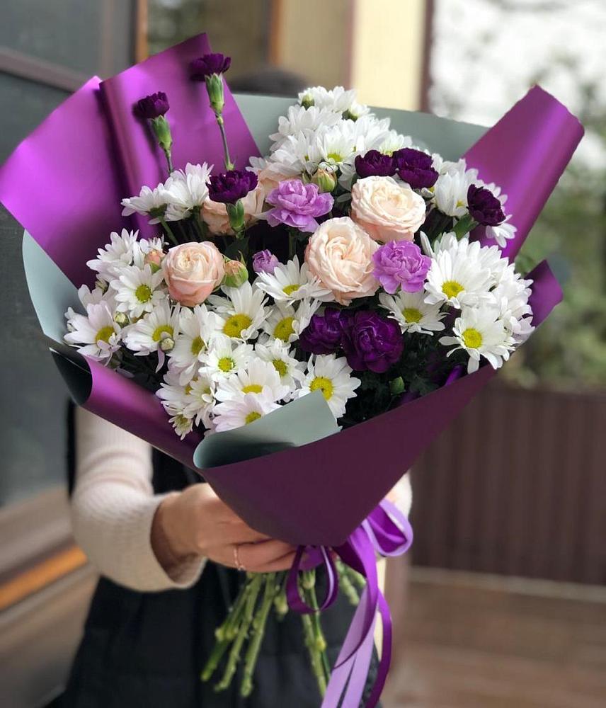 Букет цветов из: Хризантемы, Гвоздики и Розы в Рылеево