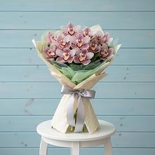 Букет цветов из:  Орхидеи и Розы #REPLACE_PRED# Рылеево