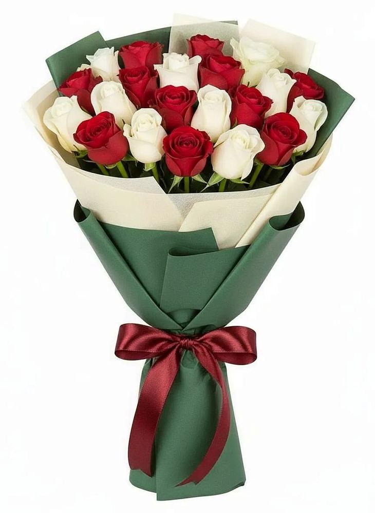 Букет Микс из красных и белых роз в Рылеево