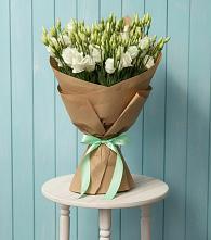 Букет цветов из:  Лизиантусы в Рылеево