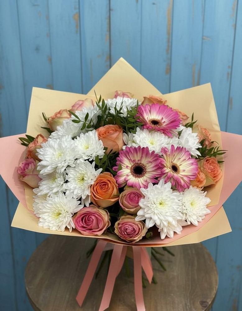 Букет цветов из: Розы, Герберы и Хризантемы в Рылеево