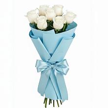 Букет 7 белых роз Проуд в Рылеево