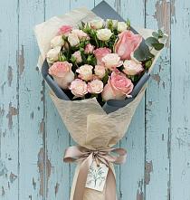 Букет цветов из:  Розы в Рылеево