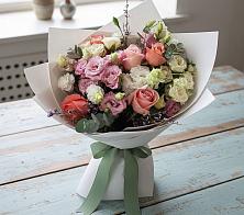 Букет цветов из:  Розы, Лизиантусы и Гвоздики в Рылеево