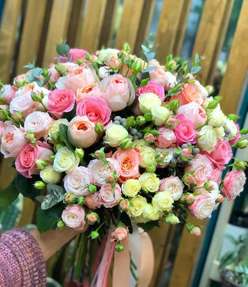 Букет цветов из: Розы в Рылеево