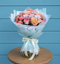 Букет цветов из:  Хризантемы и Розы в Рылеево