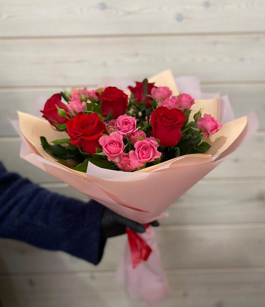 Букет цветов из: Розы в Рылеево